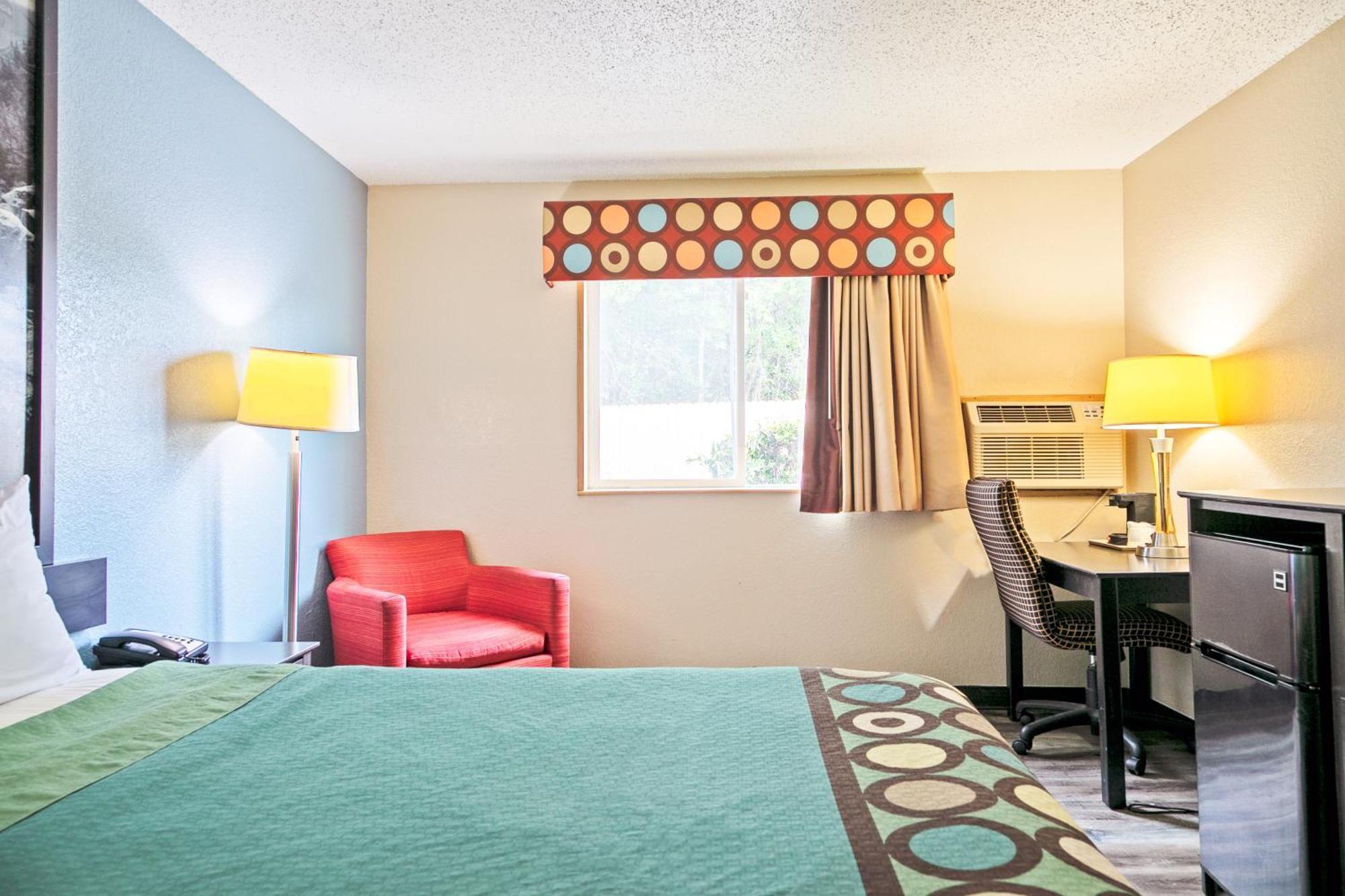 Super 8 By Wyndham Augusta Ft Eisenhower Area Exterior foto