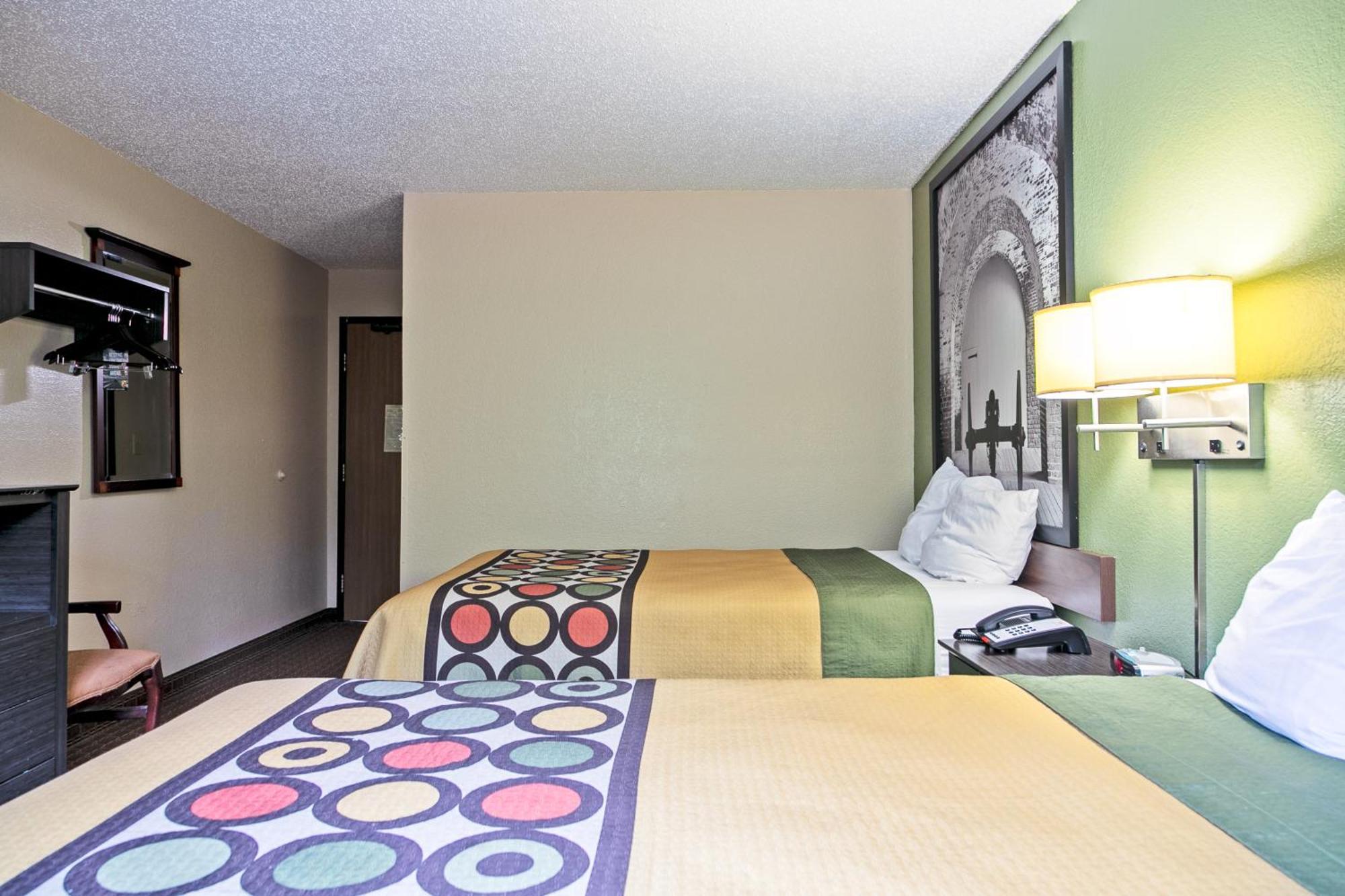 Super 8 By Wyndham Augusta Ft Eisenhower Area Exterior foto