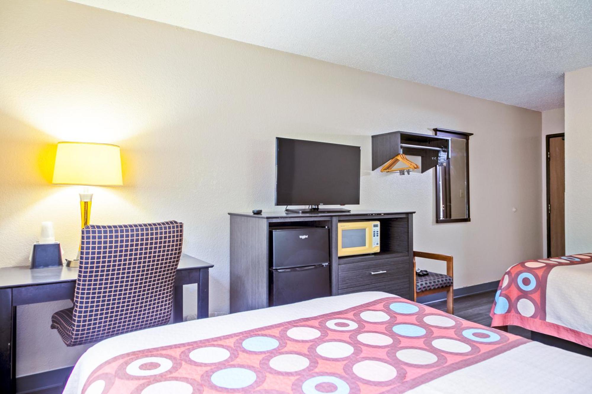 Super 8 By Wyndham Augusta Ft Eisenhower Area Exterior foto